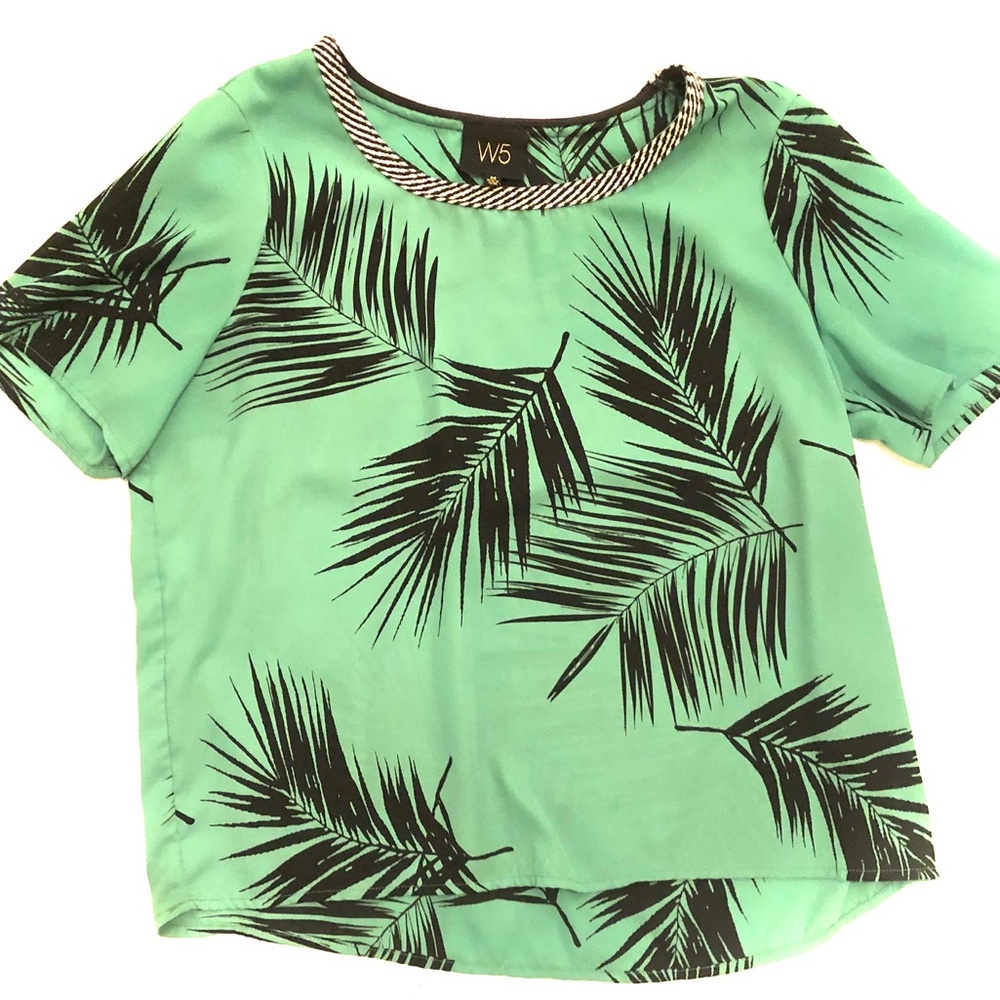 Tropical W5 top. Size M.